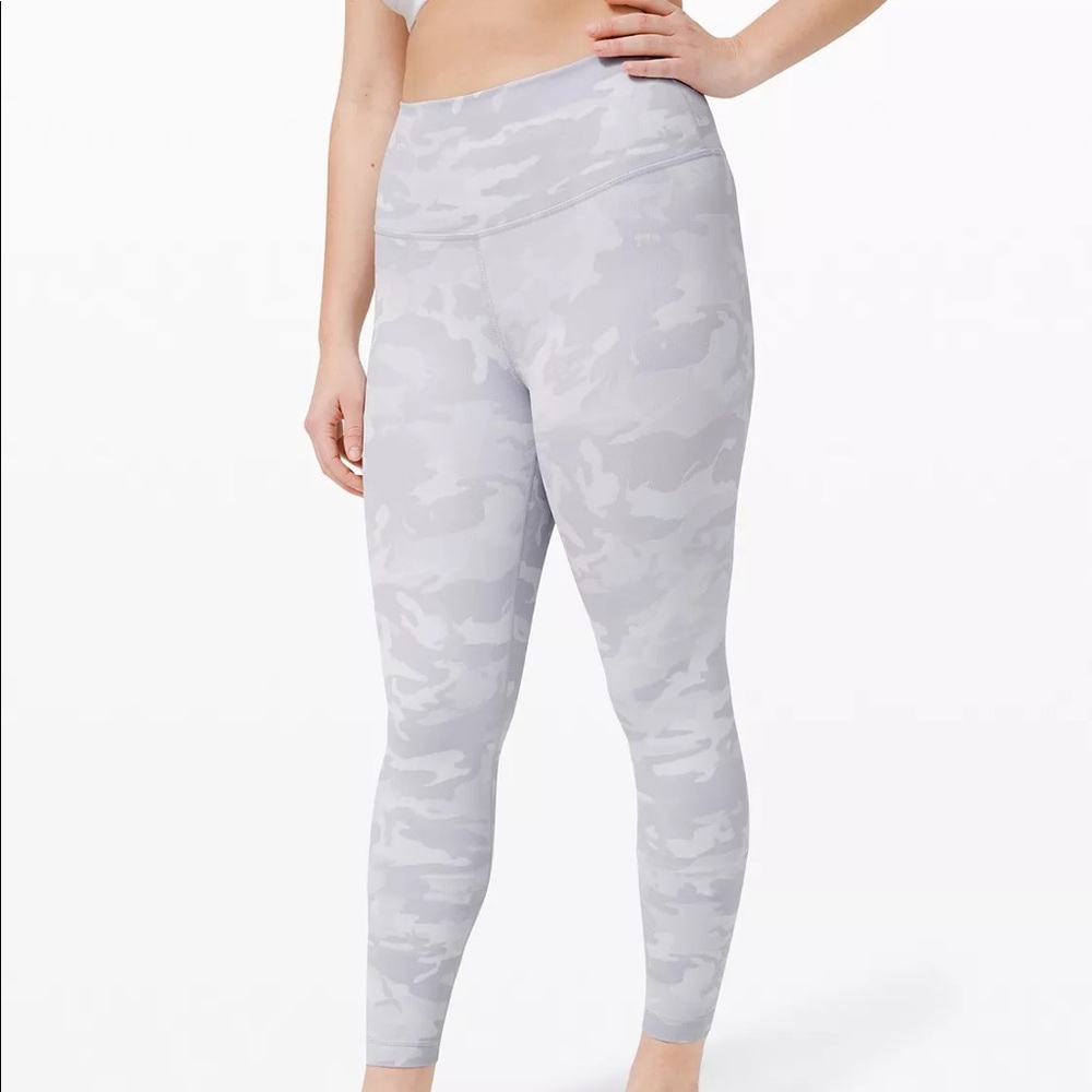 White camo lululemon size 4